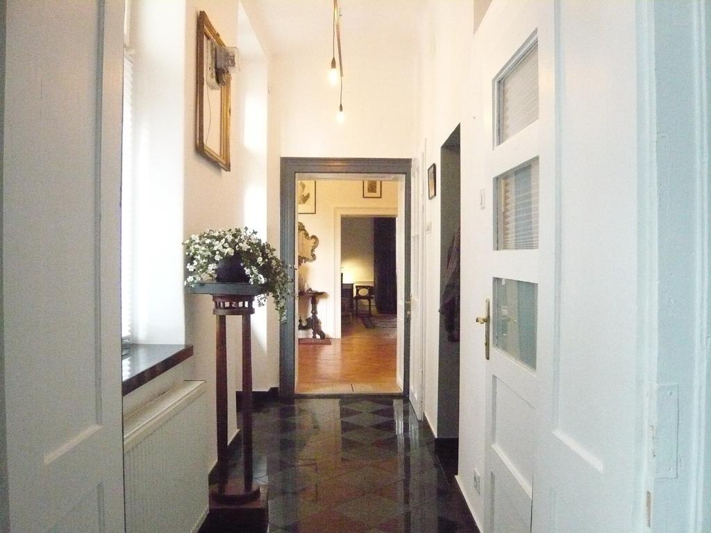 Augusta Appartement Cluj-Napoca Buitenkant foto